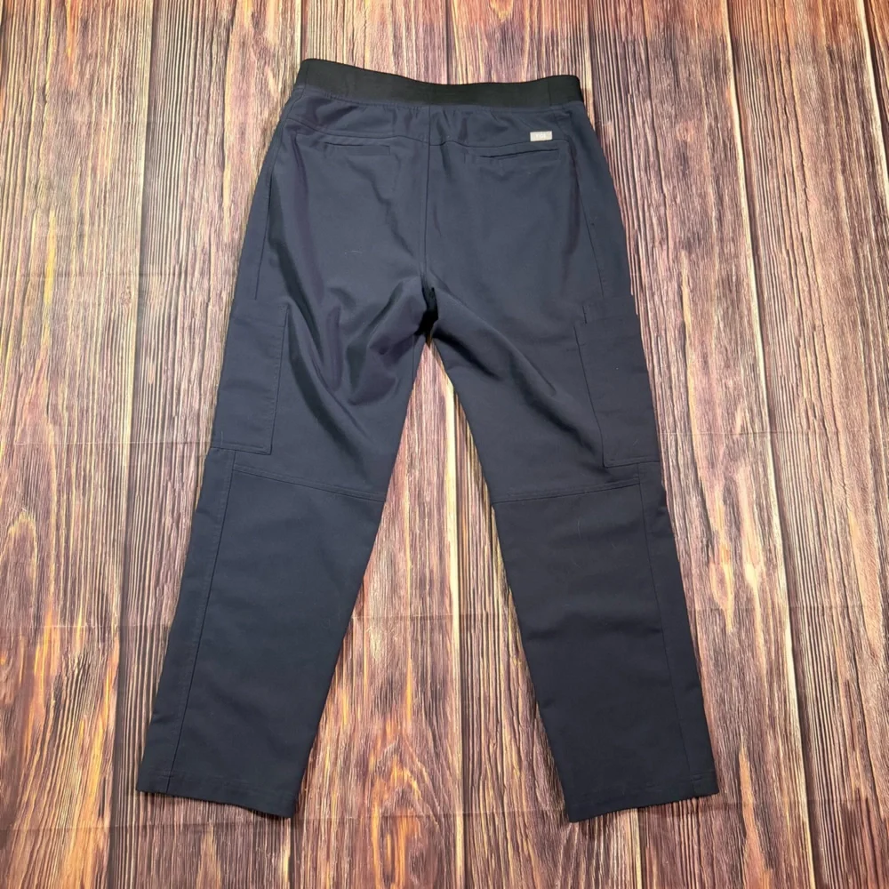 Men’s‎ Figs Axim Cargo Scrub Pants Dark Harbor Size Medium Short